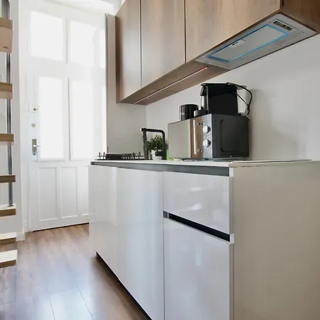 Premium By Hi5- Jozsef Koerut