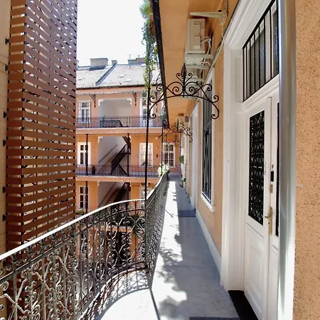 Premium By Hi5- Jozsef Koerut Апартаменты Будапешт